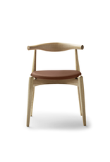 CH20 THE ELBOW CHAIR IN OAK