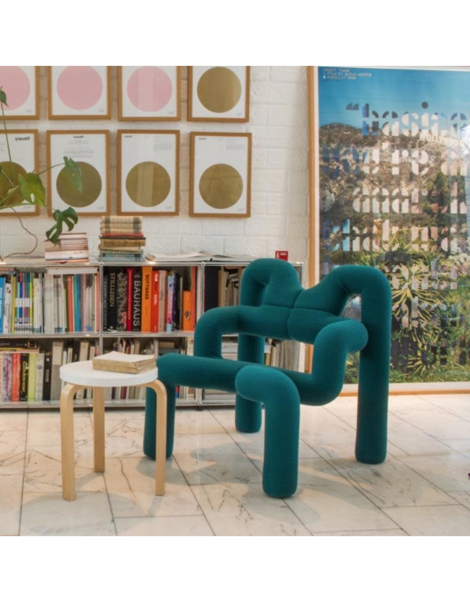 EKSTREM INNOVATIVE LOUNGE CHAIR IN SHADED SPRUCE