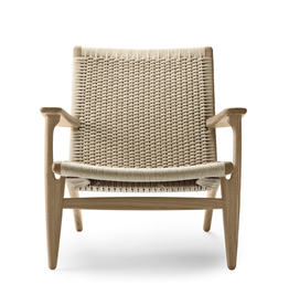 CH25 EASY CHAIR IN OAK