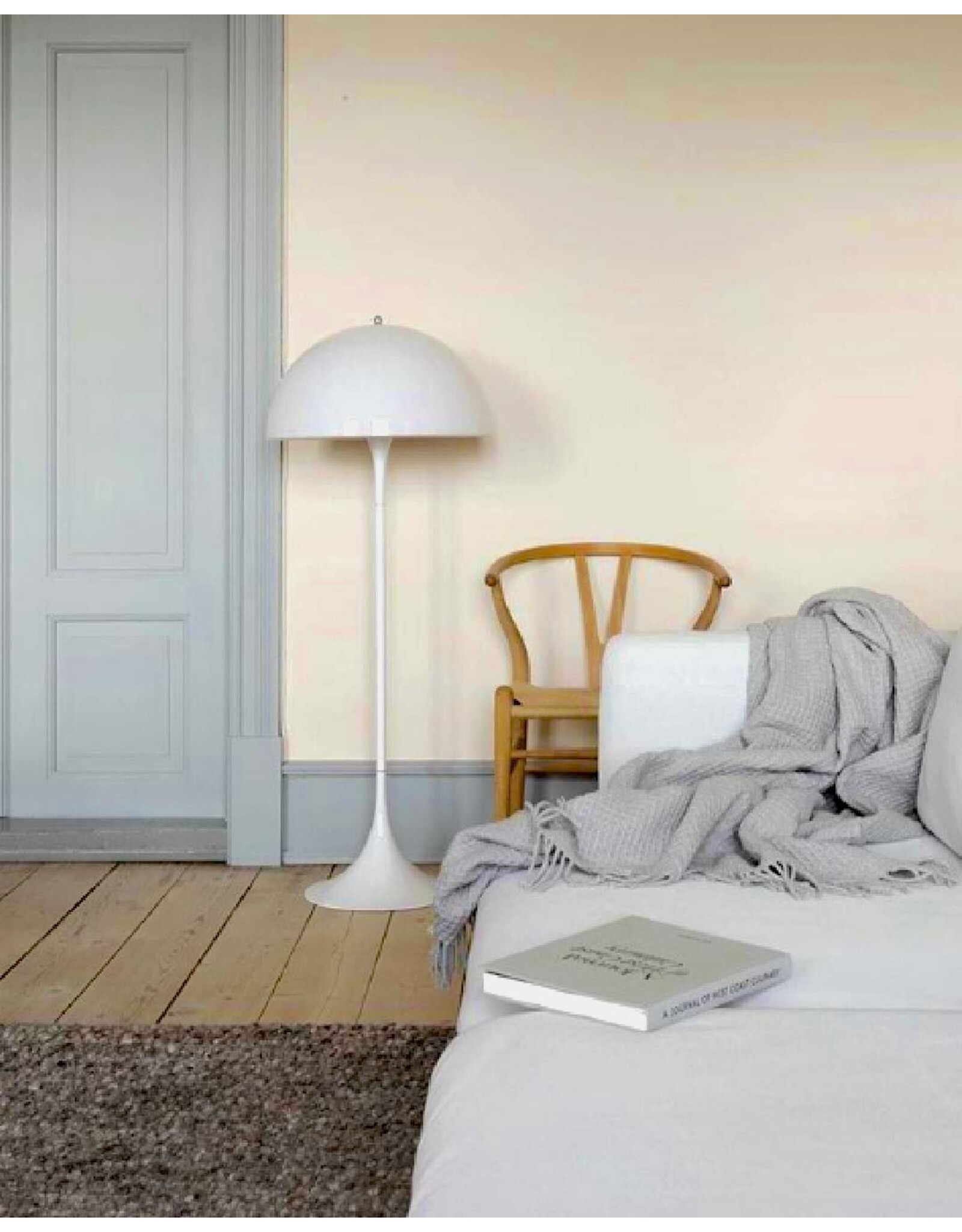 PANTHELLA FLOOR LAMP