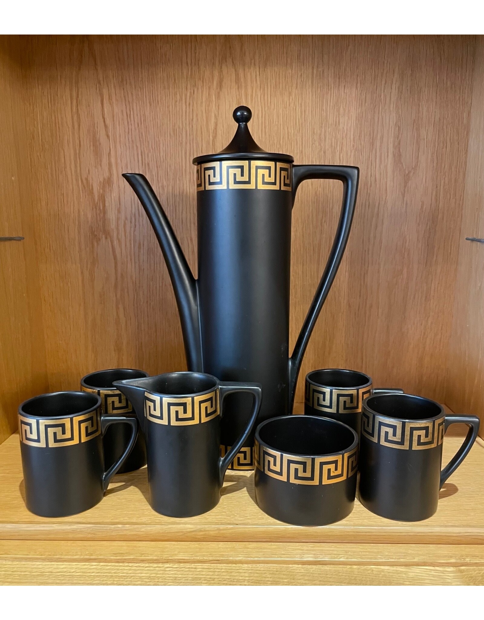 PORTMEIRION BLACK AND GOLD GREEK KEY COFFEE SET FOR 4 PERSONS