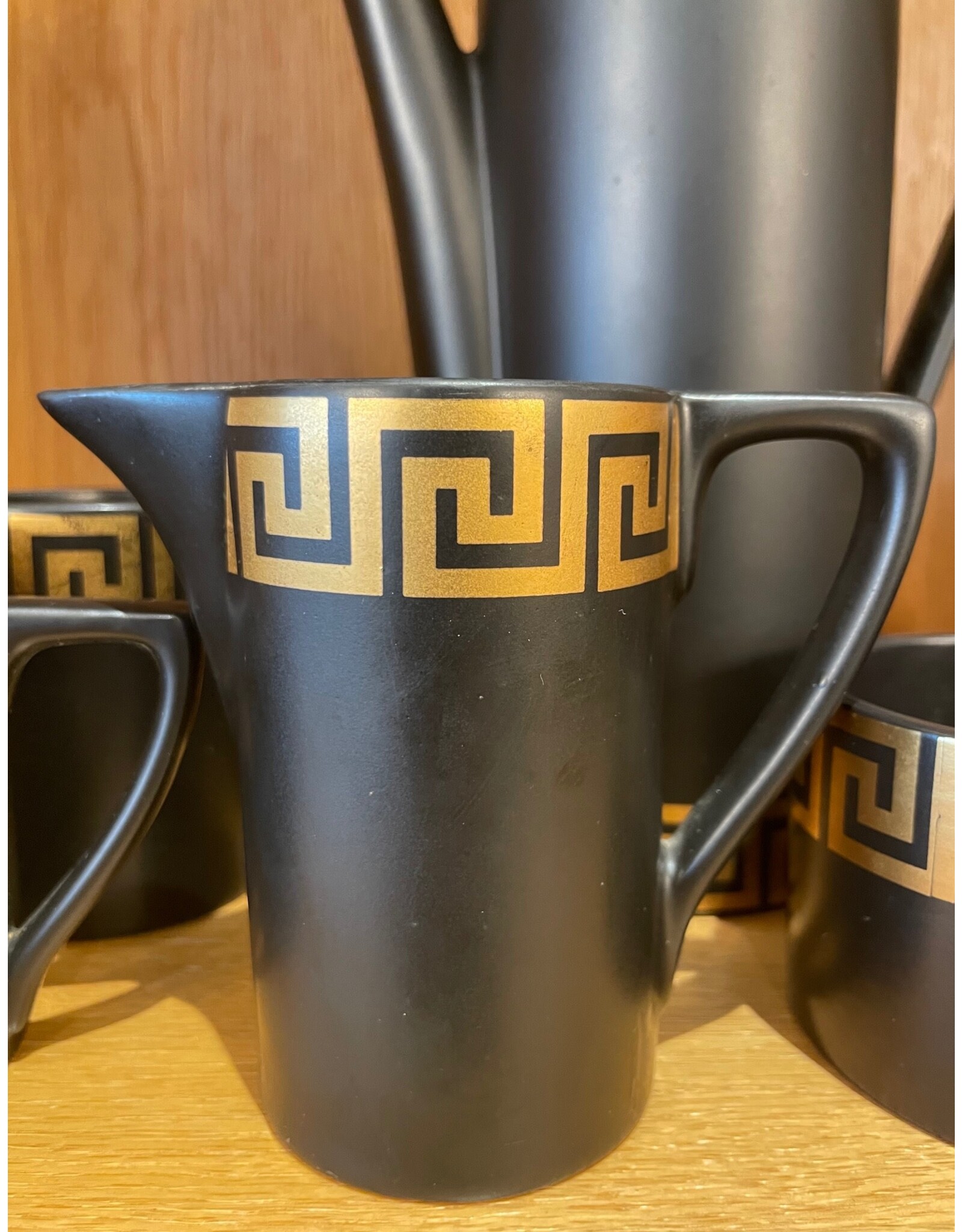 PORTMEIRION BLACK AND GOLD GREEK KEY COFFEE SET FOR 4 PERSONS