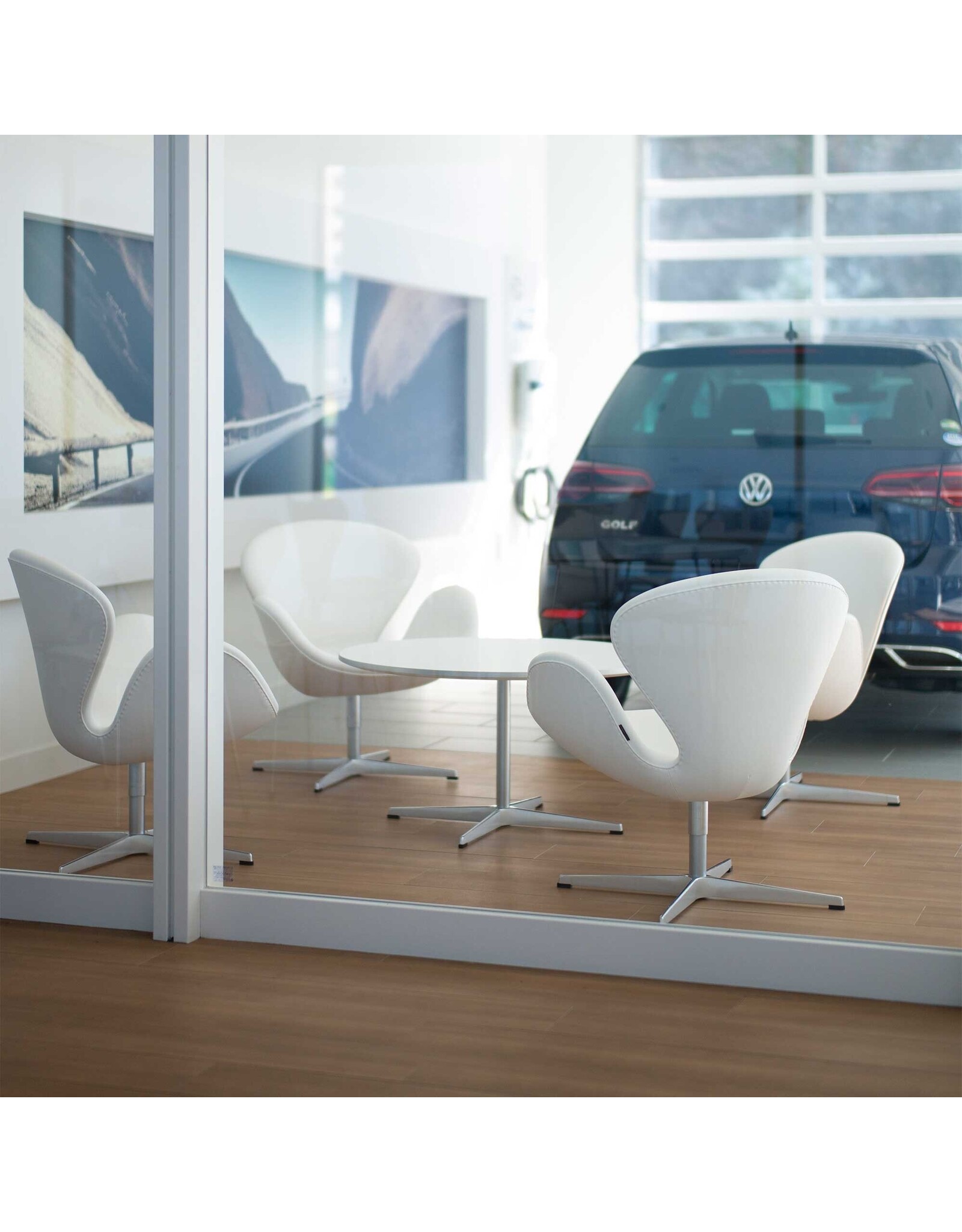 CIRCULAR COFFEE TABLE