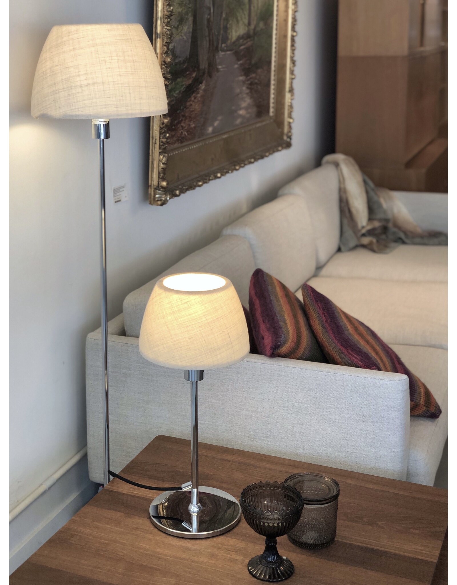 BUZZ TEXTILE TABLE LAMP