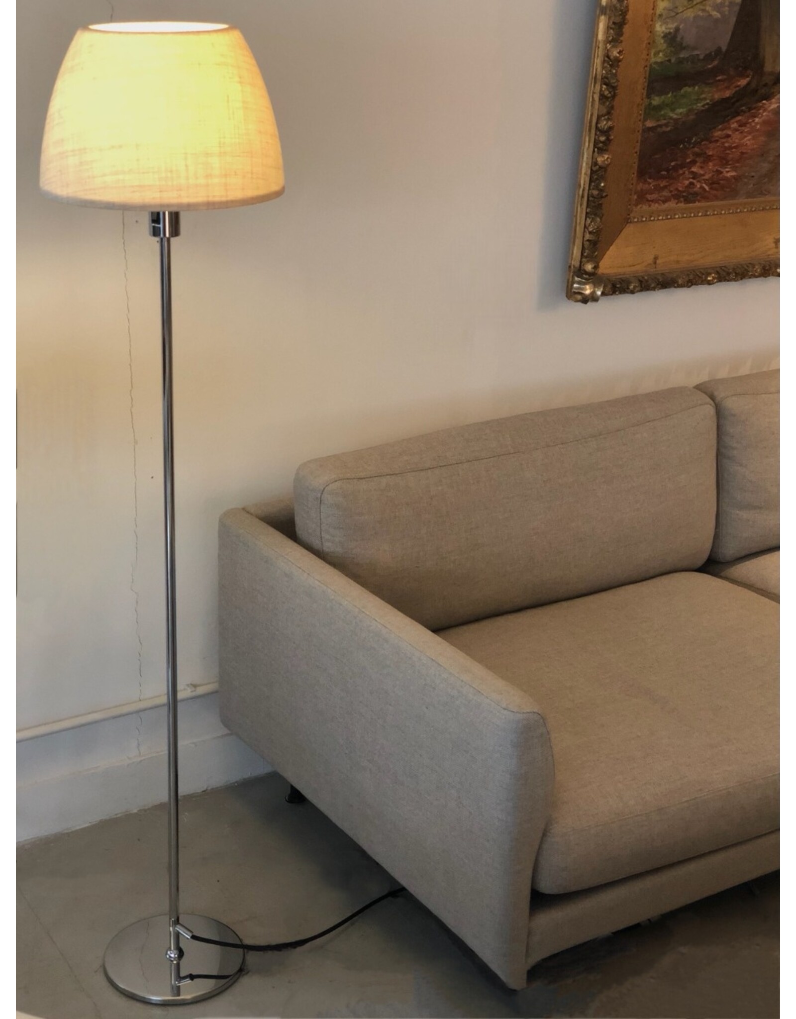 BUZZ TEXTILE FLOOR LAMP