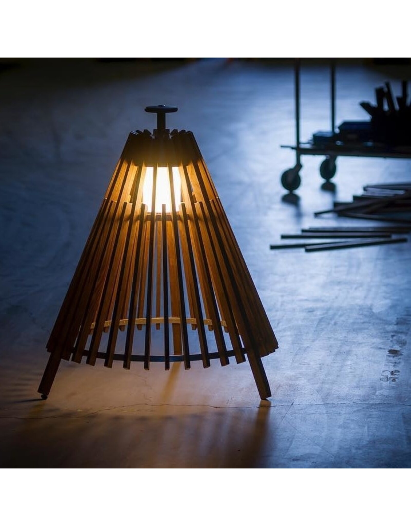TIPI TINY LED FLOOR LAMP