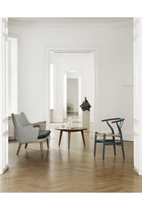 CH008 THREE-LEGGED COFFEE TABLE