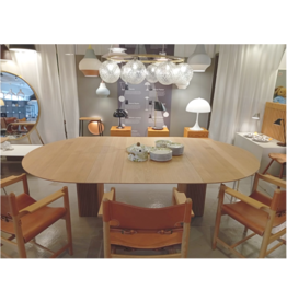 (SHOWROOM ITEM) TEN TABLE (ROUND) WITH 2 EXTENSION LEAVES