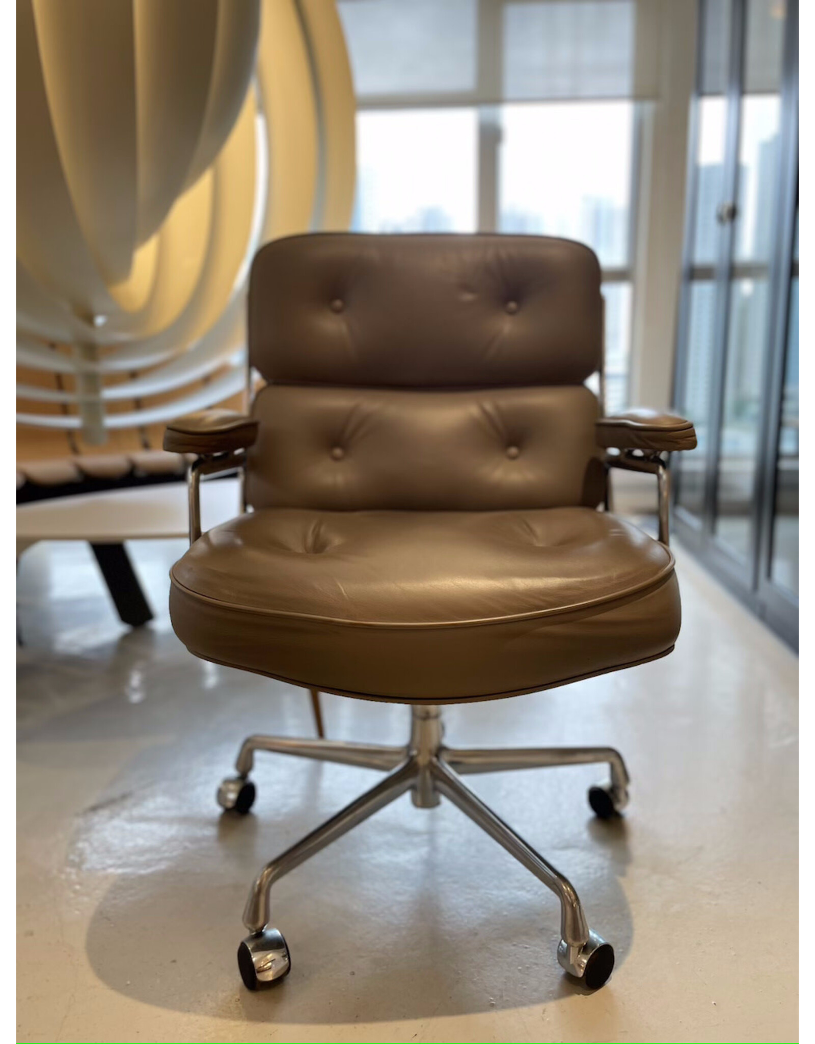 CHARLES&RAY EAMES“TIME-LIFE”大班椅