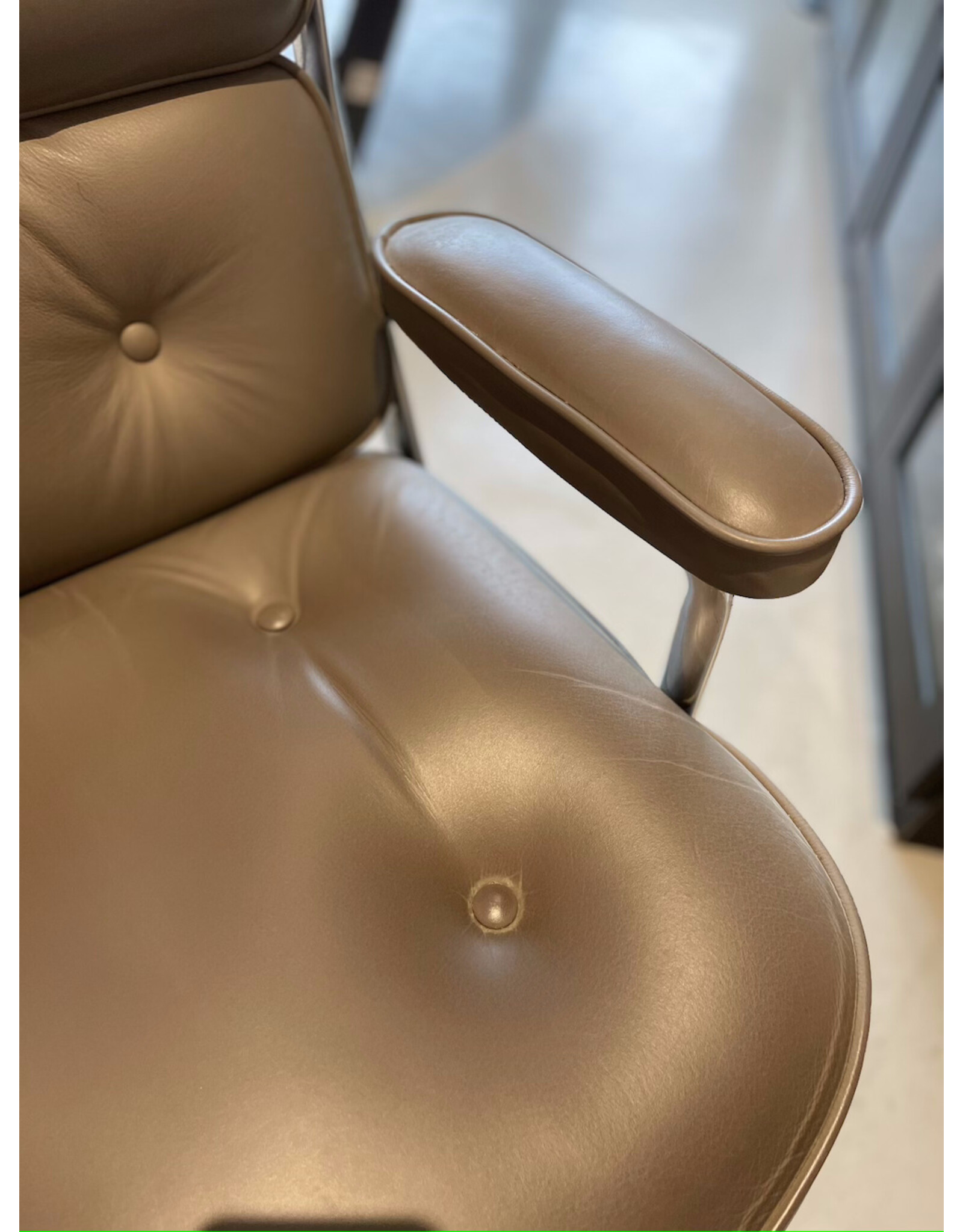 CHARLES&RAY EAMES“TIME-LIFE”大班椅