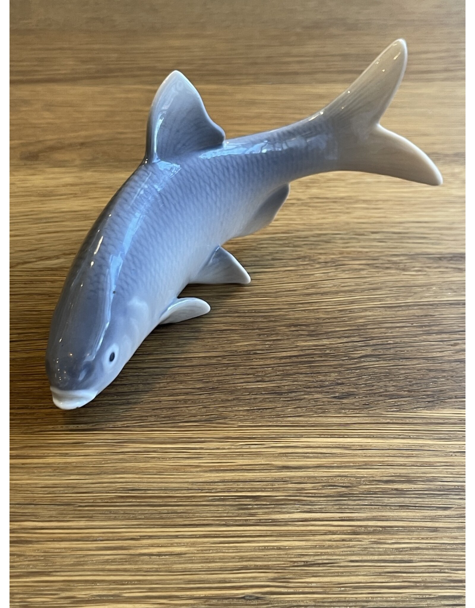 1960's ROYAL COPENHAGEN FIGURINE OF A LIVELY ROACH FISH