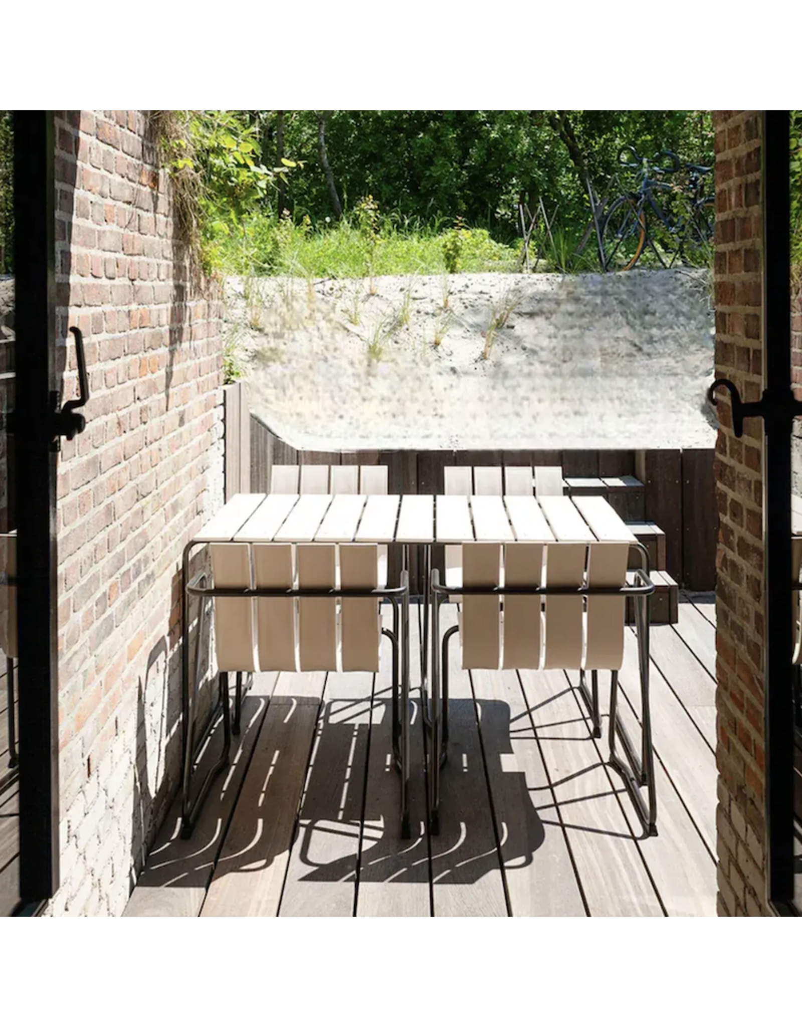 OCEAN SAND COLOUR OUTDOOR DINING SUITE FOR 4 PERSONS