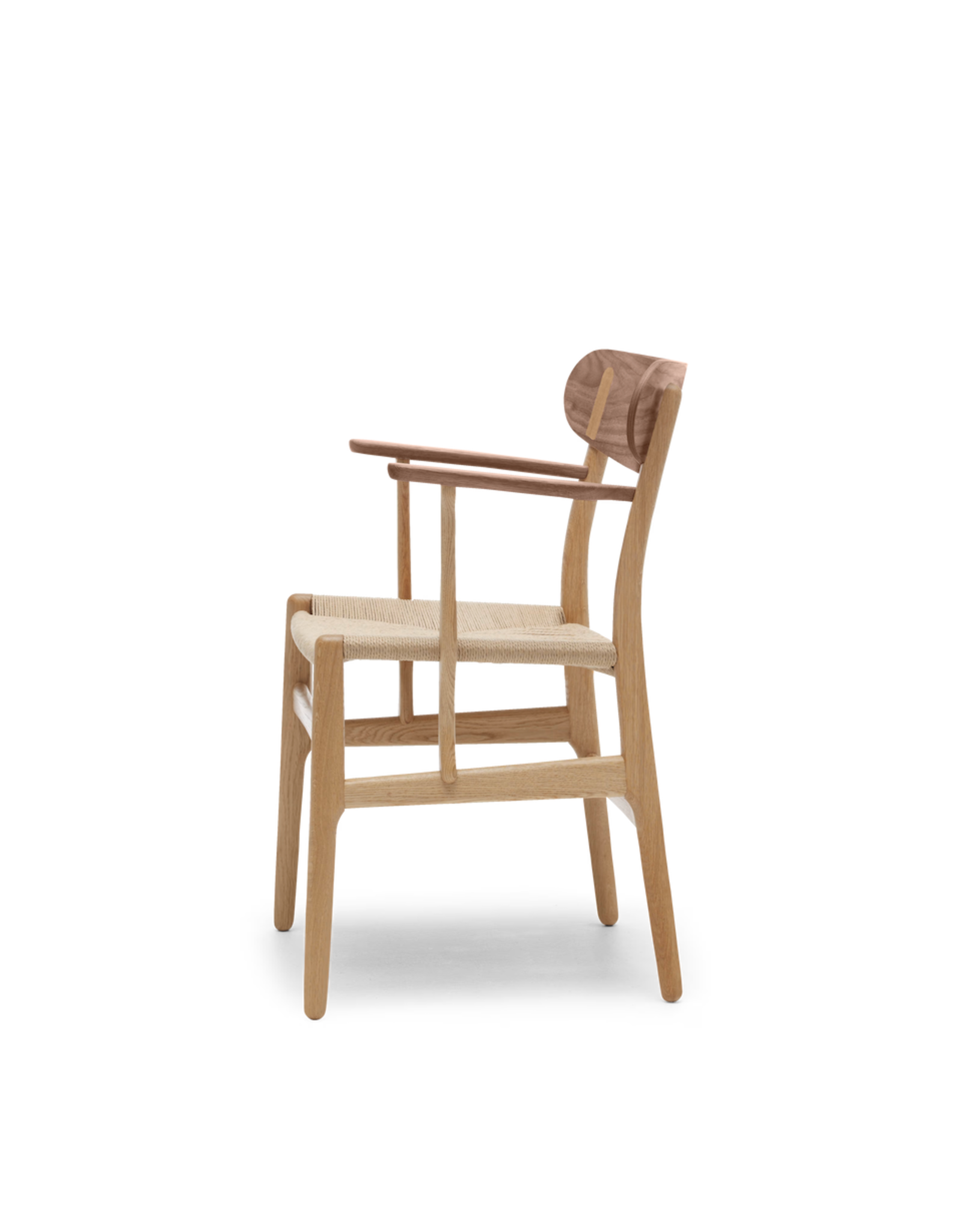 CH26 CHAIR IN OAK, ARMREST AND BACK IN WALNUT