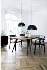 (BARGAIN CORNER) BELT CHAIR 皮帶椅子