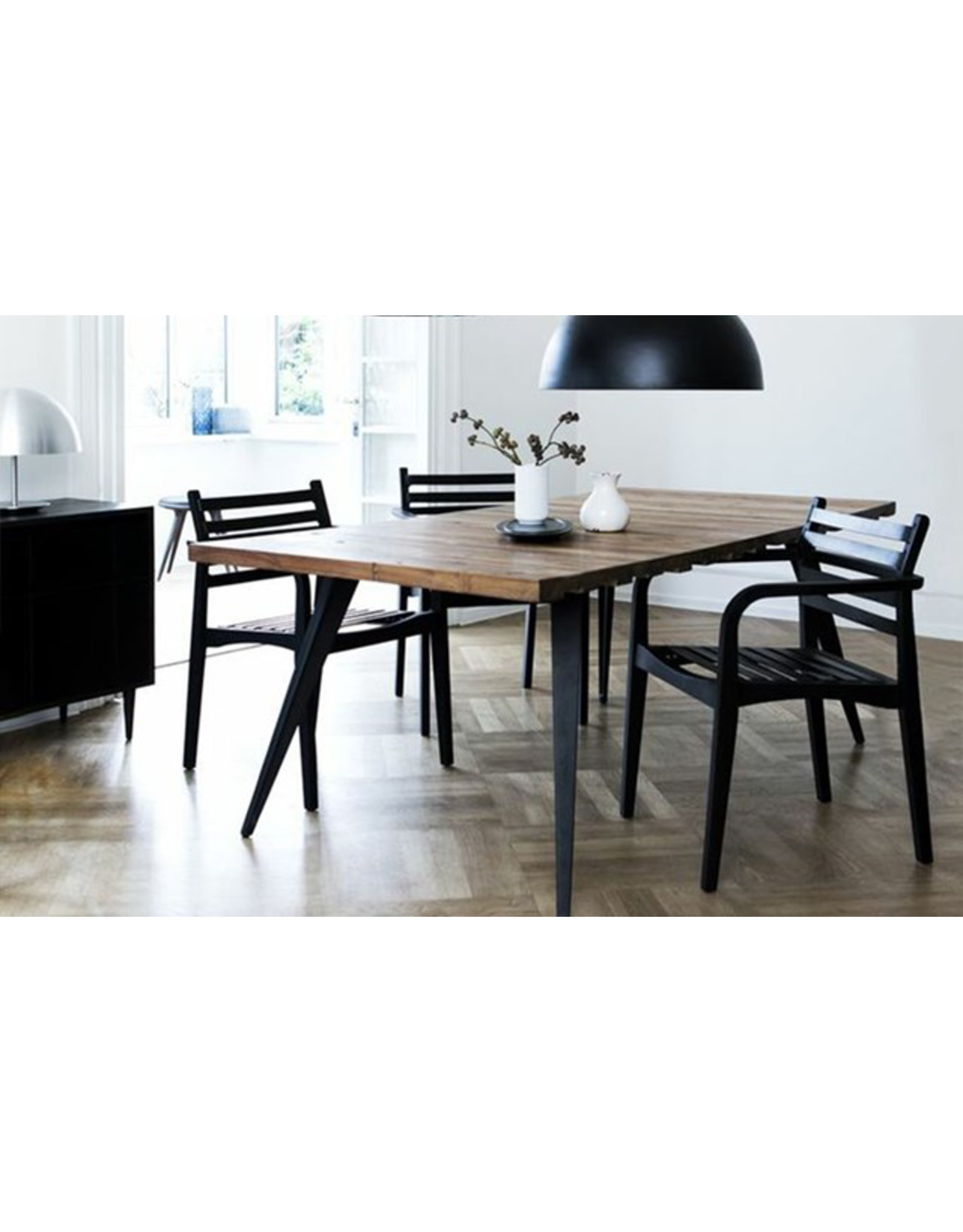 BELT CHAIR 皮帶椅子