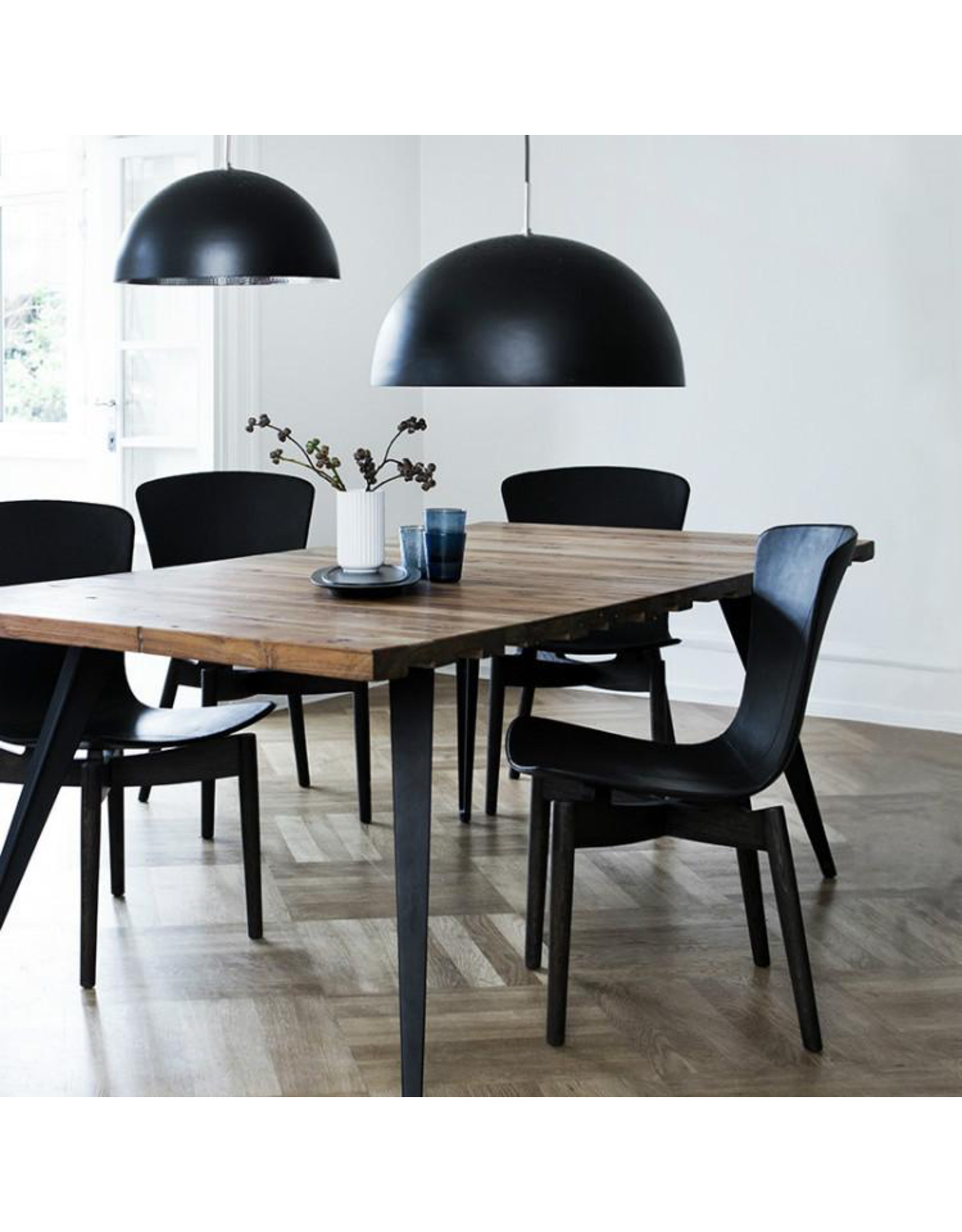 (BARGAIN CORNER) SHELL DINING CHAIR