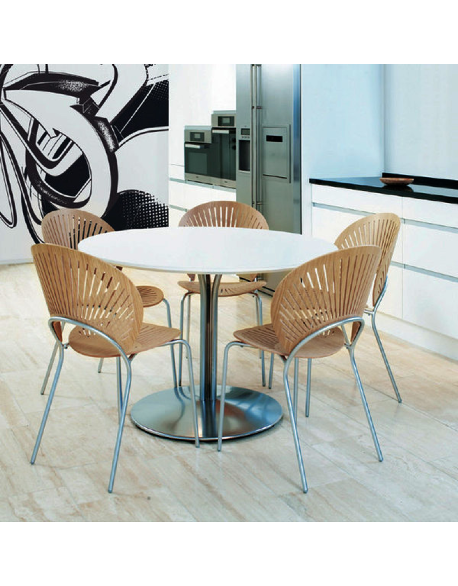 (BARGAIN CORNER) WALNUT TRINIDAD CHAIR