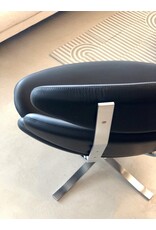 (SHOWROOM ITEM) CORONA SWIVEL EASY CHAIR