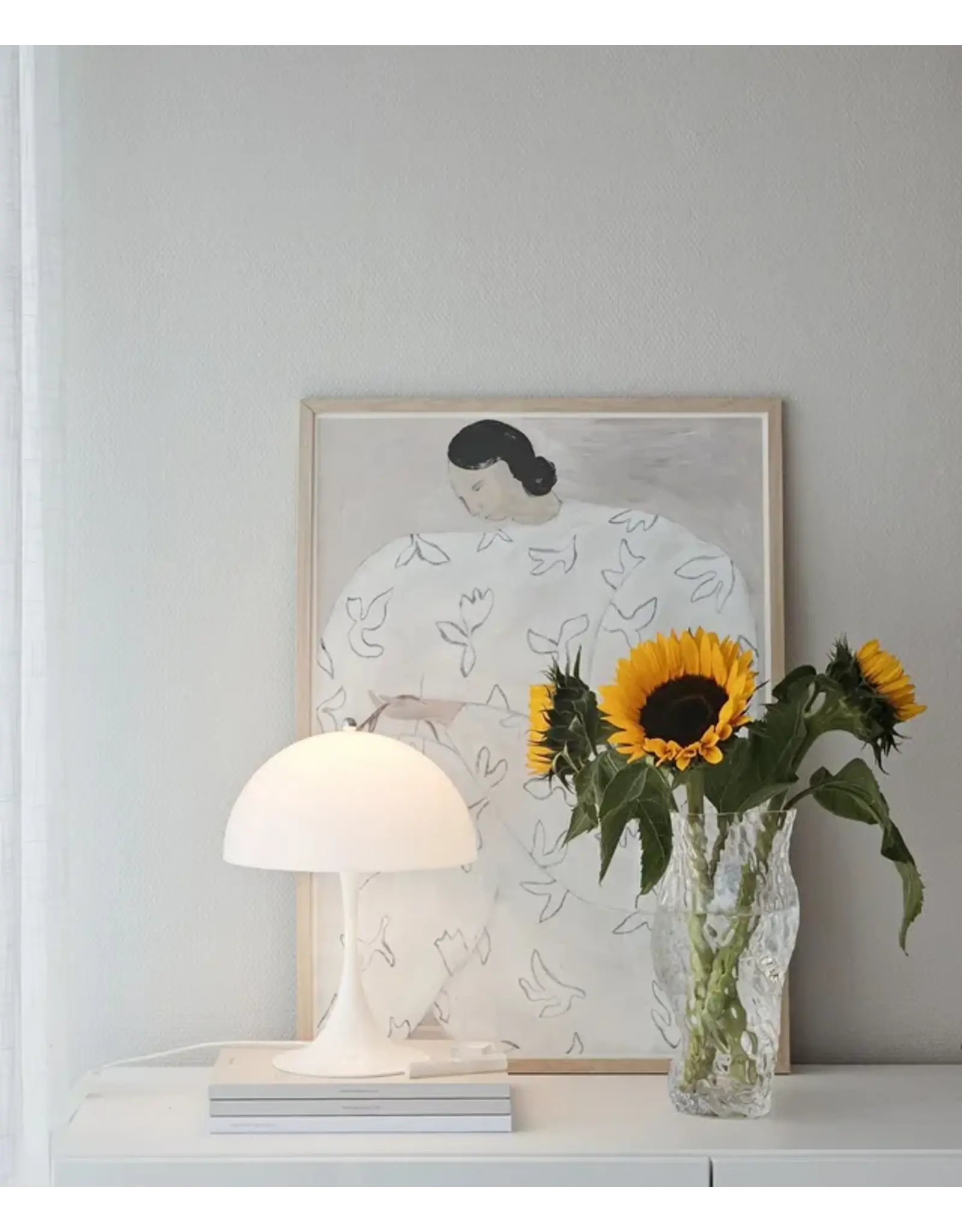 PANTHELLA 250 PORTABLE TABLE LAMP