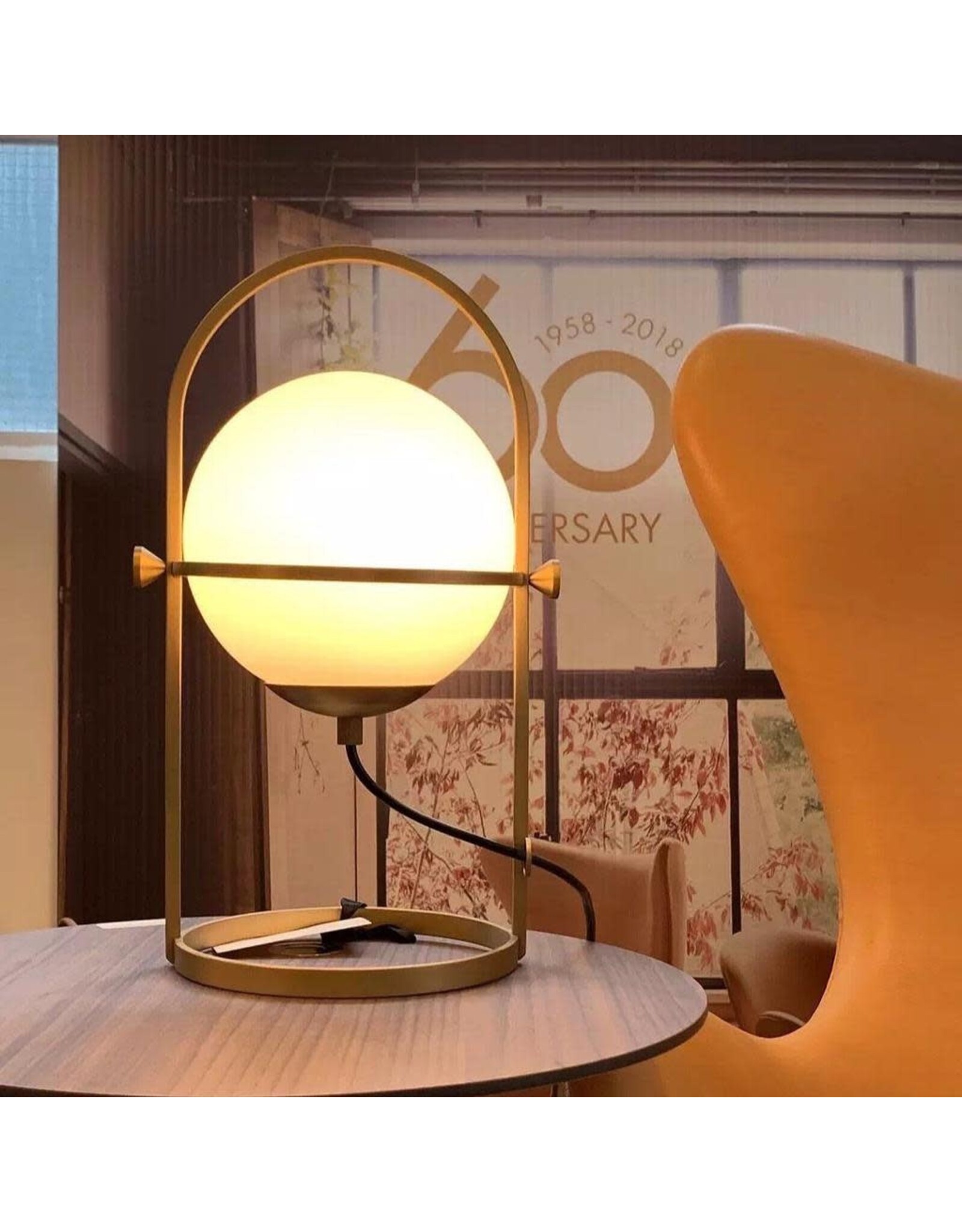 YUAN TABLE LAMP