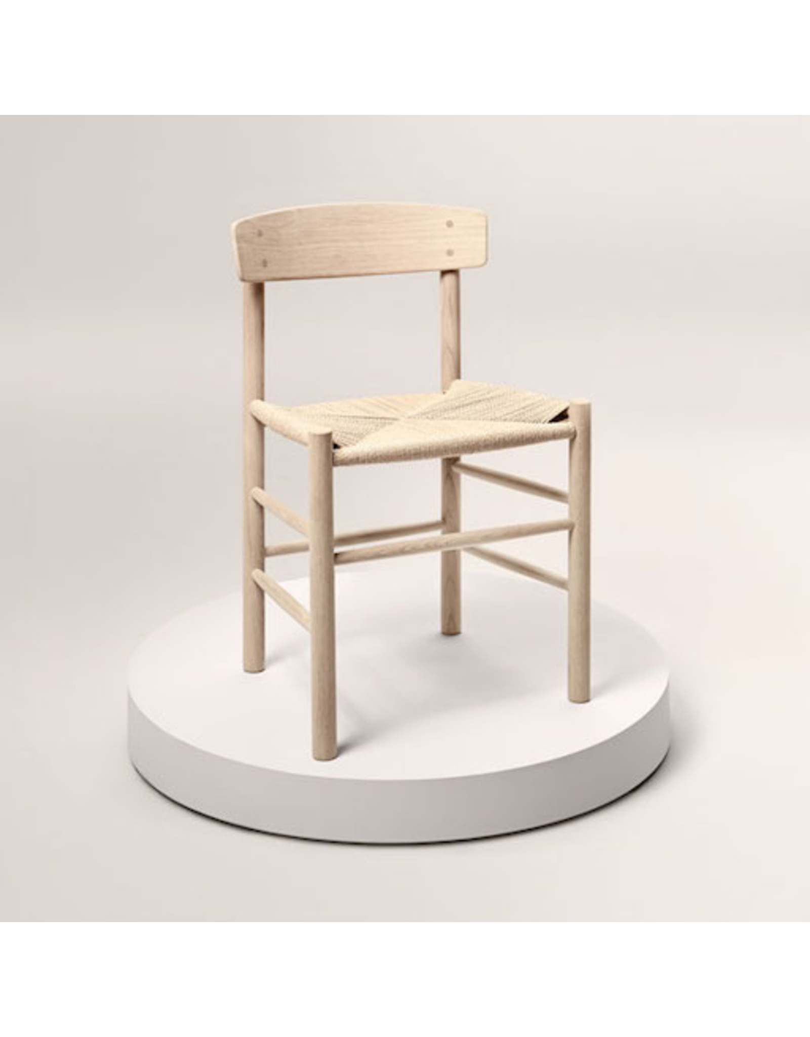 J39 CHAIR IN OAK