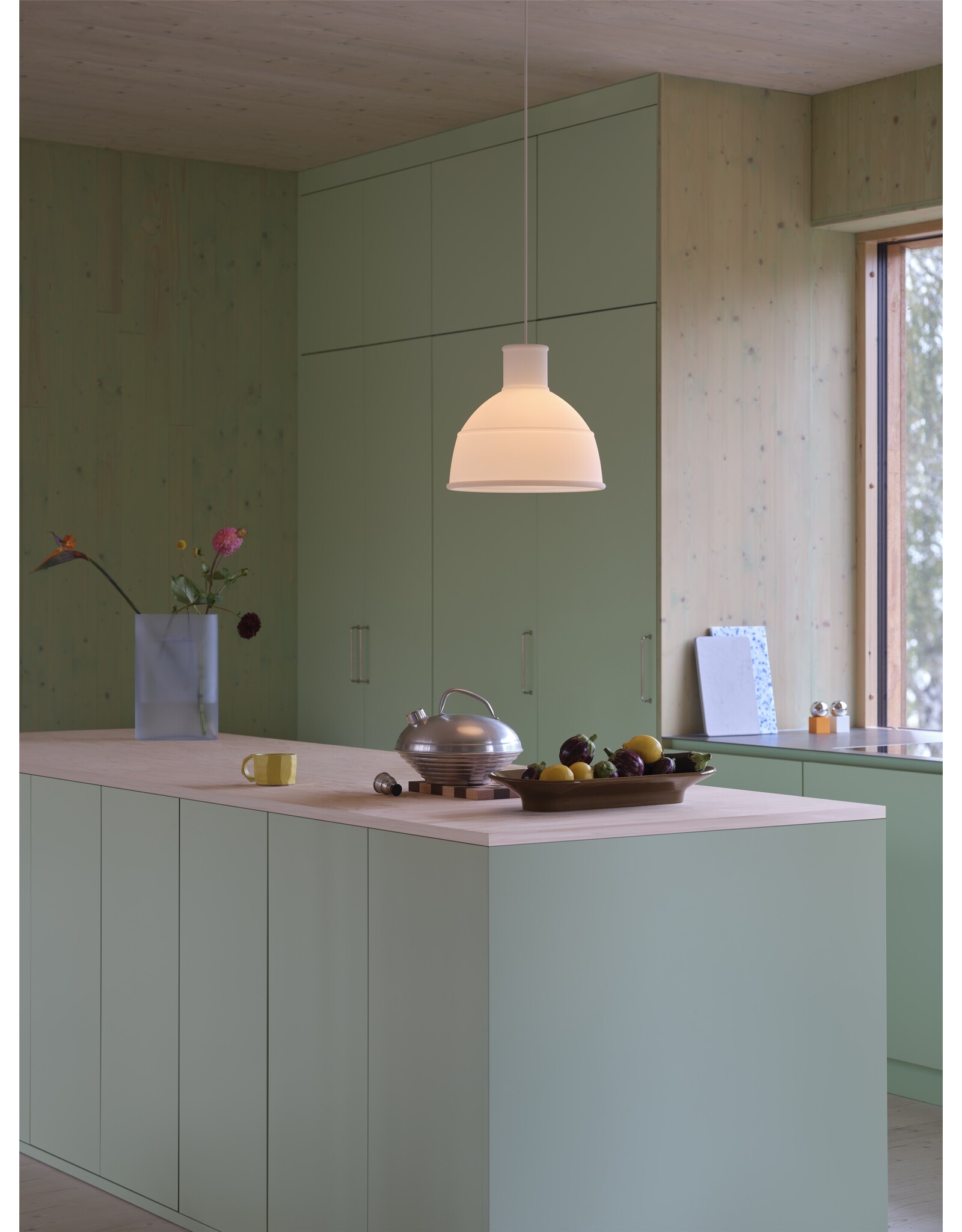 UNFOLD PENDANT LAMP IN TRANSLUCENT WHITE