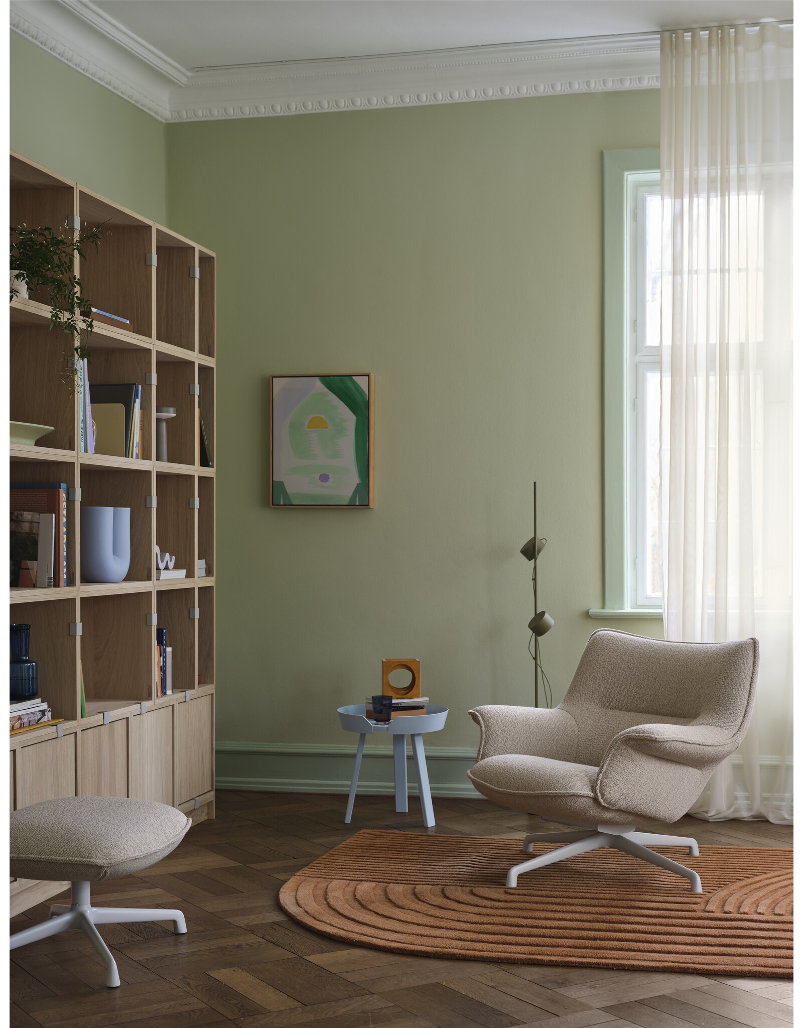 DOZE LOUNGE CHAIR