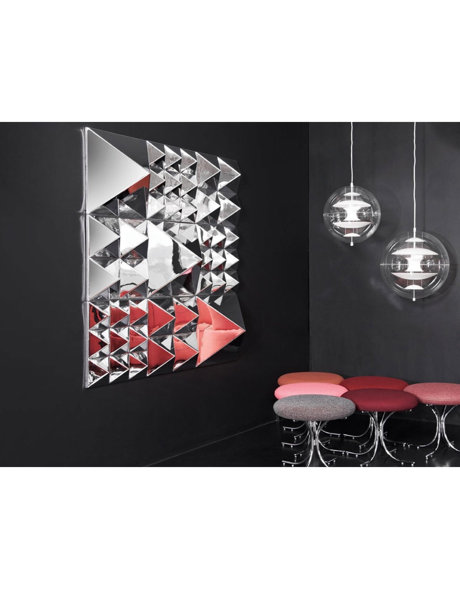 (BARGAIN CORNER) MIRROR SCULPTURE W/4 PYRAMIDS