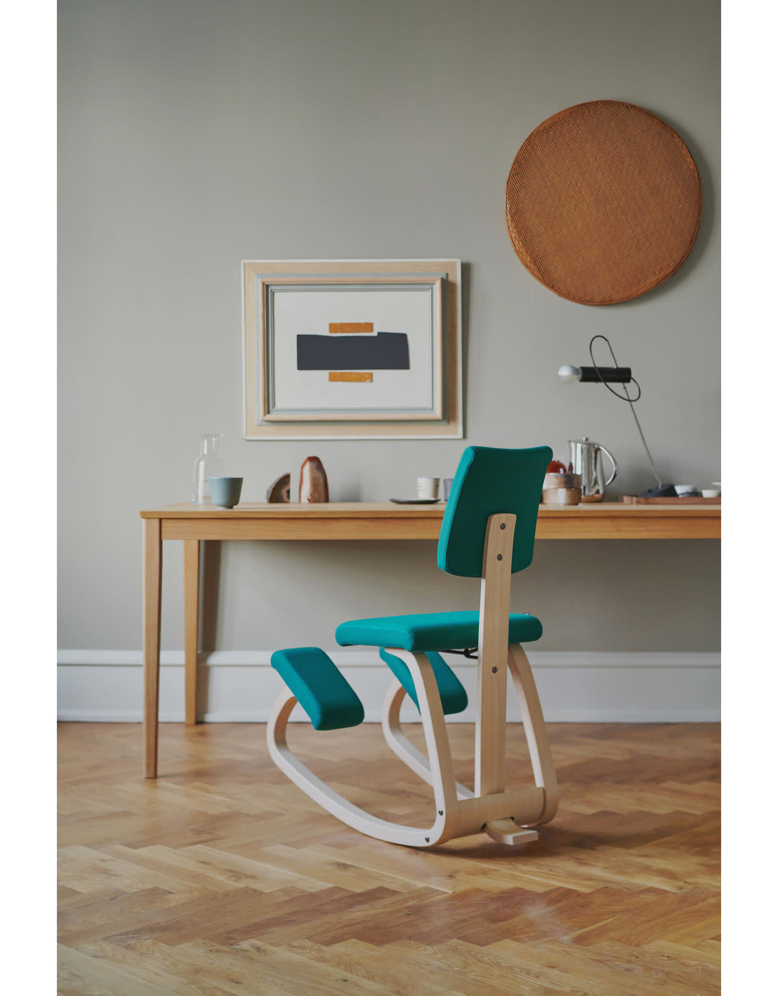 VARIABLE PLUS CHAIR