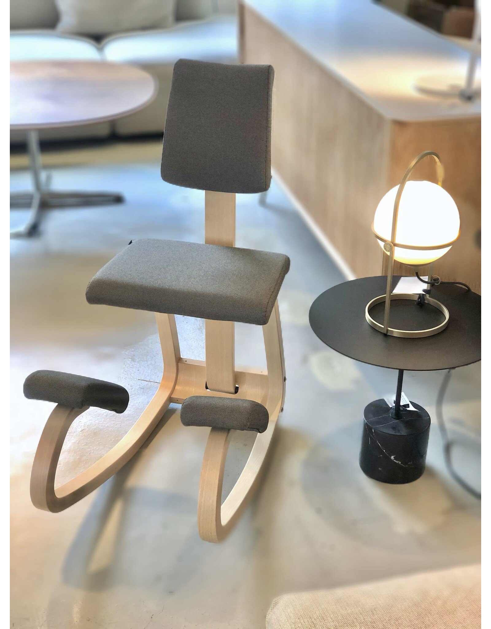 VARIABLE PLUS CHAIR