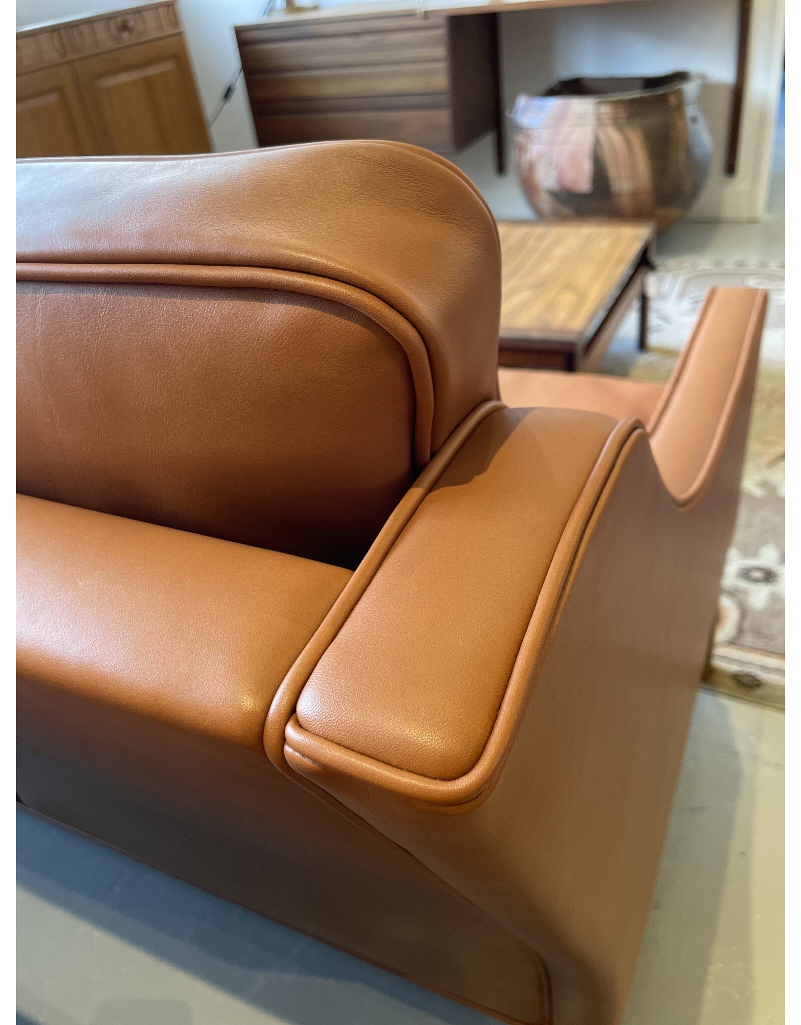2209 3-SEATER SOFA IN WALNUT LEATHER