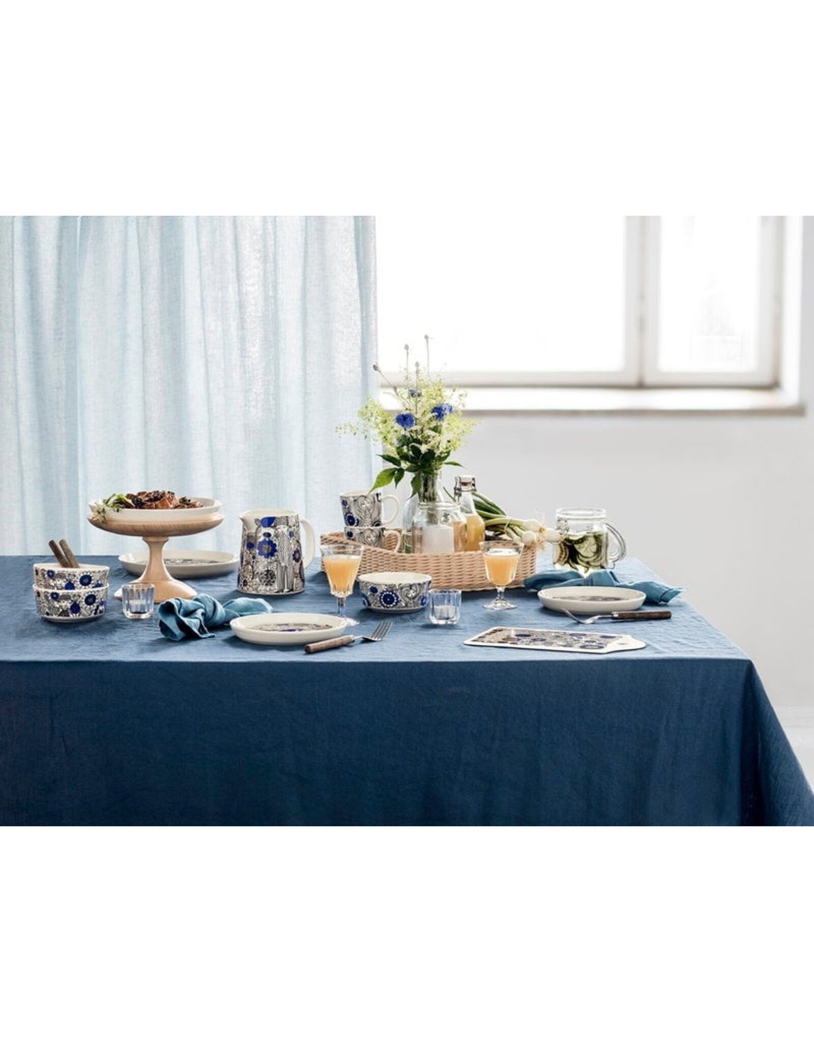 ARABIA PASTORAALI CHEESE PLATTER