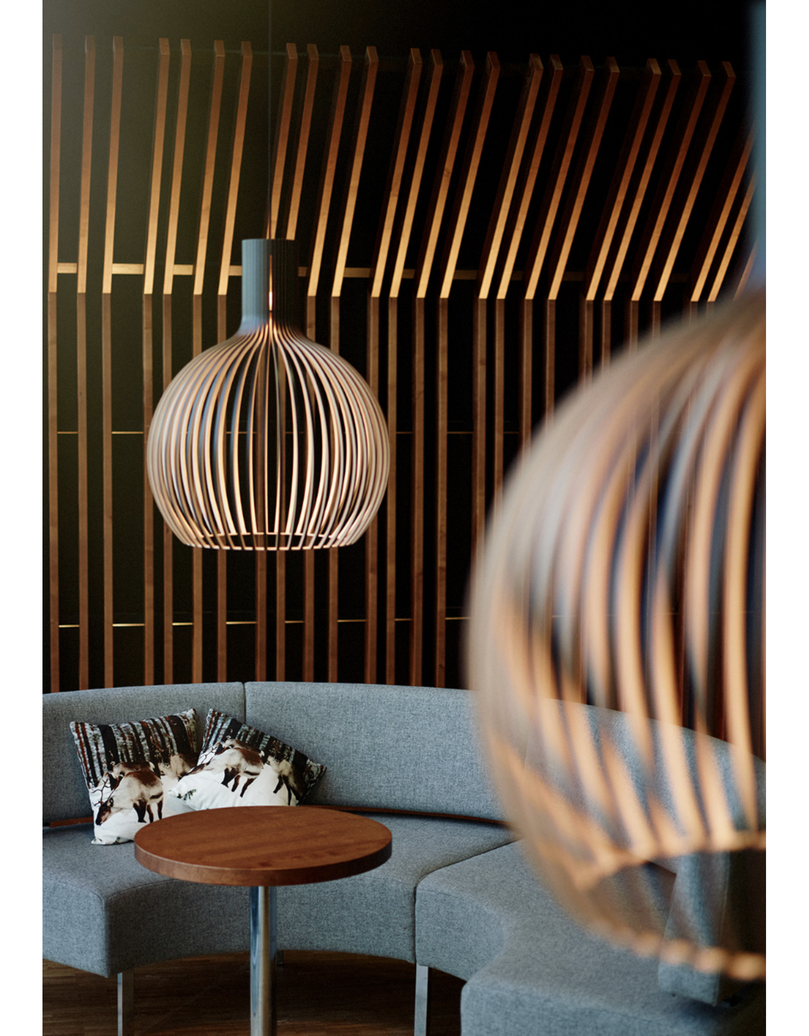 OCTO 4240 PENDANT LAMP