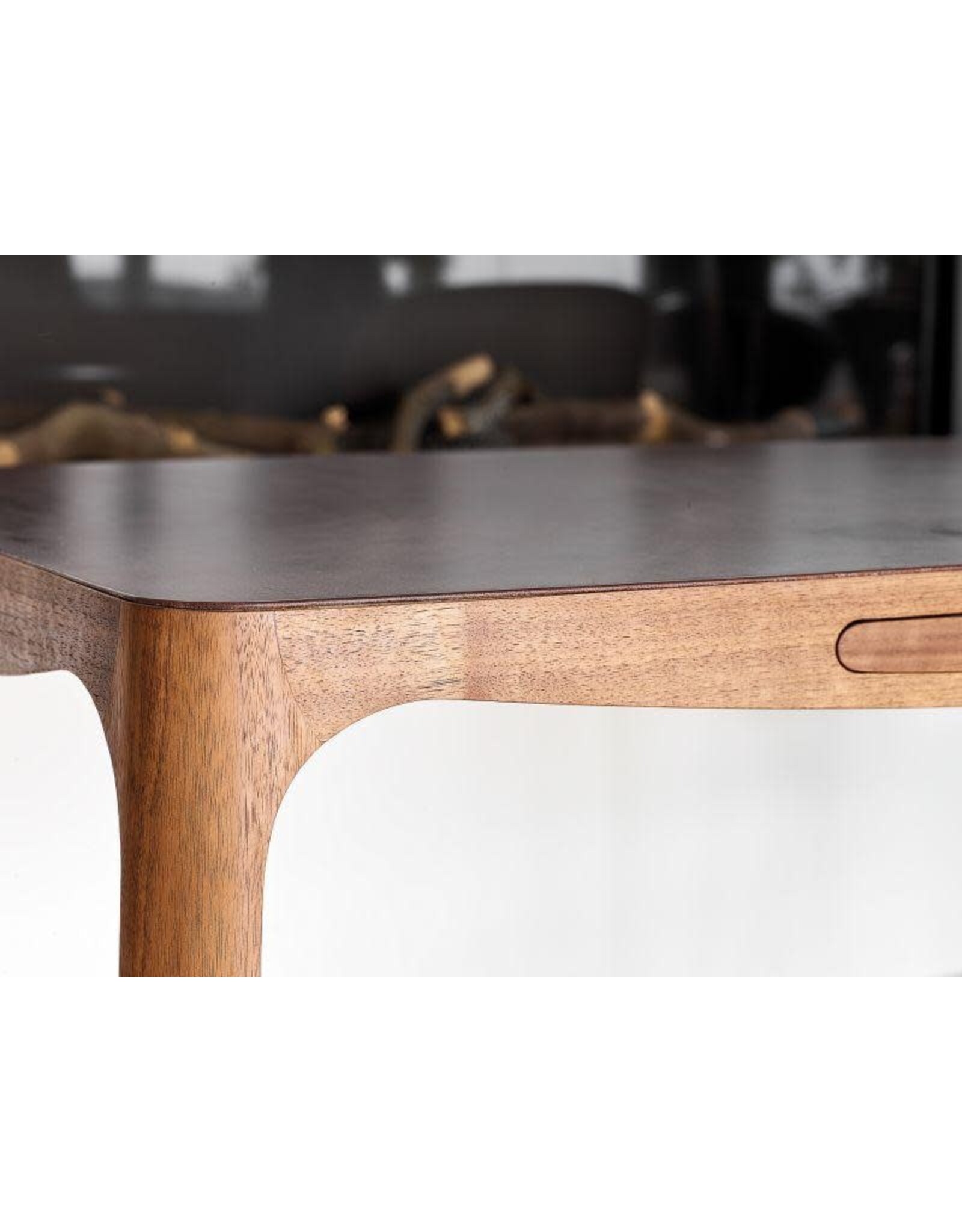 (SHOWROOM ITEM) AK 1310 DESK