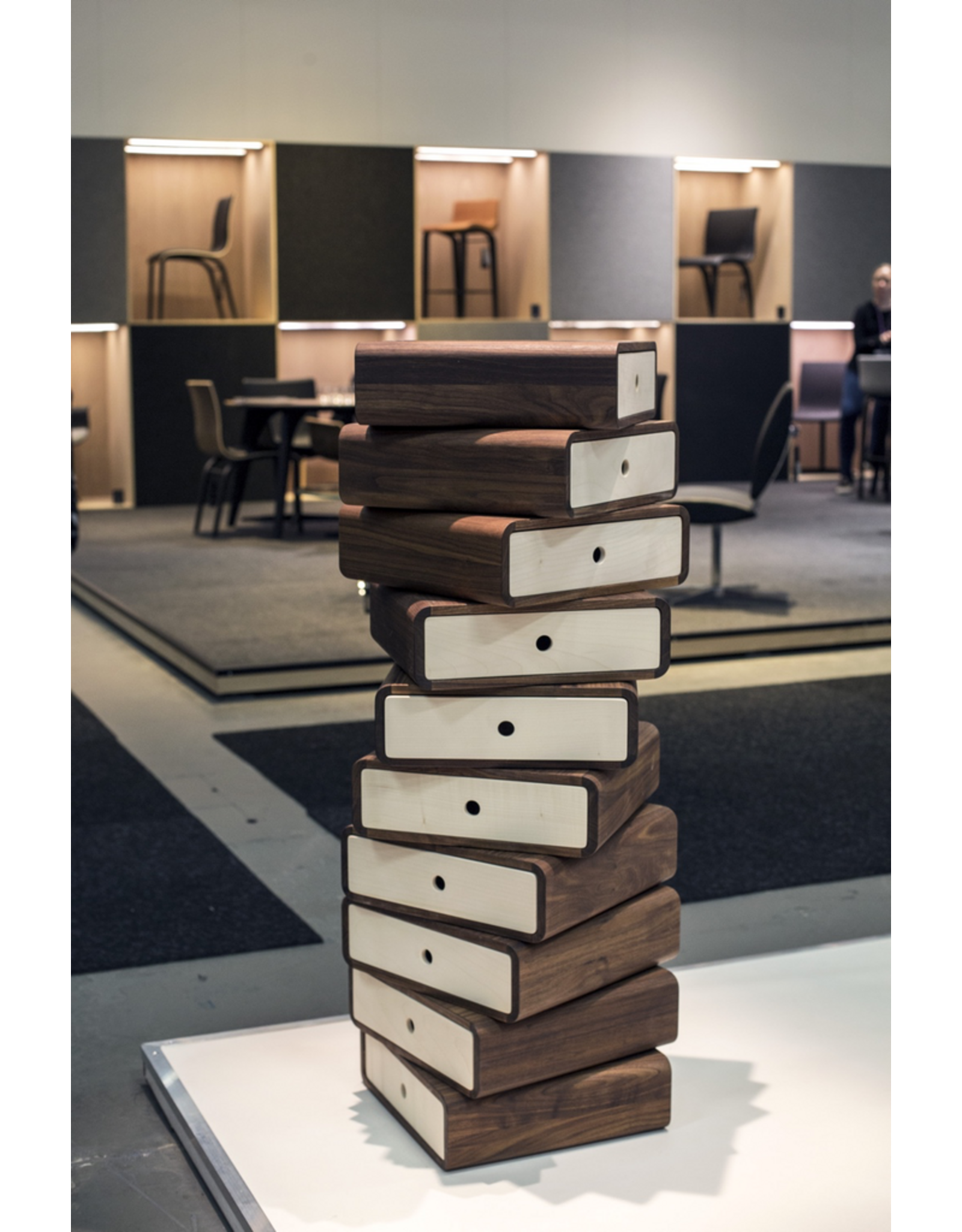 AK1020 胡桃木創意旋轉儲物格