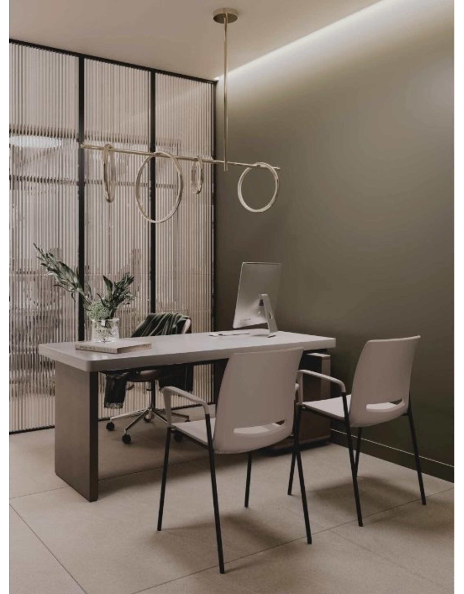 V-CARE CONFERENCE CHAIR W/ ARMREST