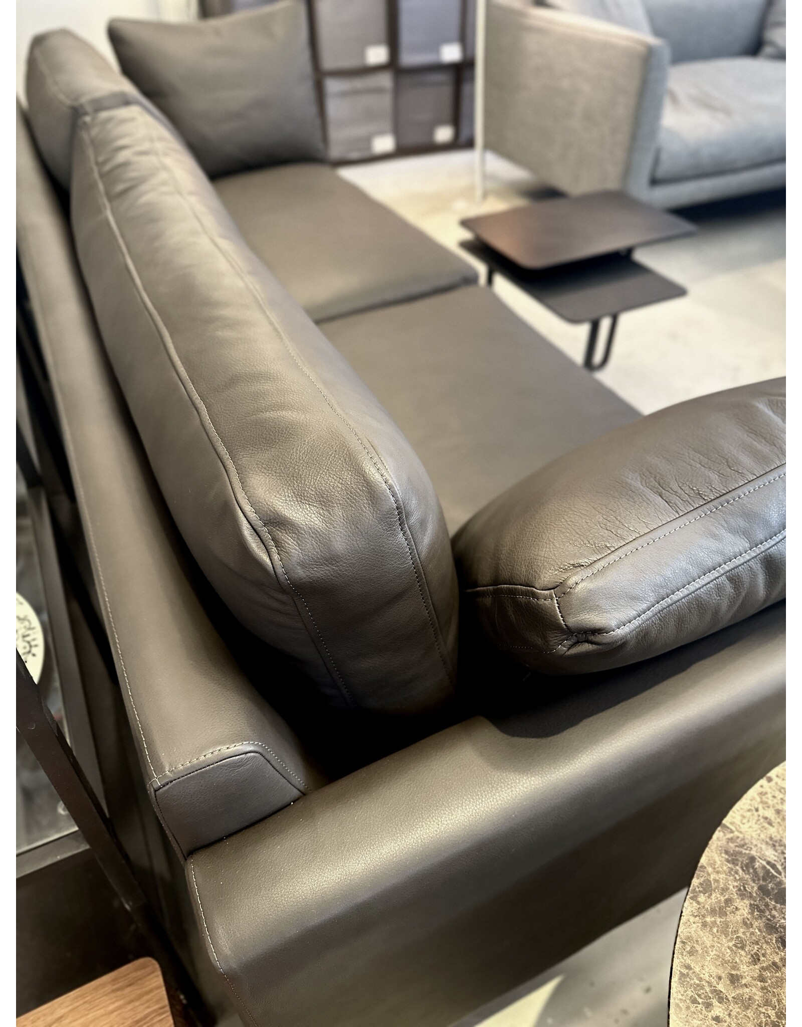 NOVA V2 三座位梳化