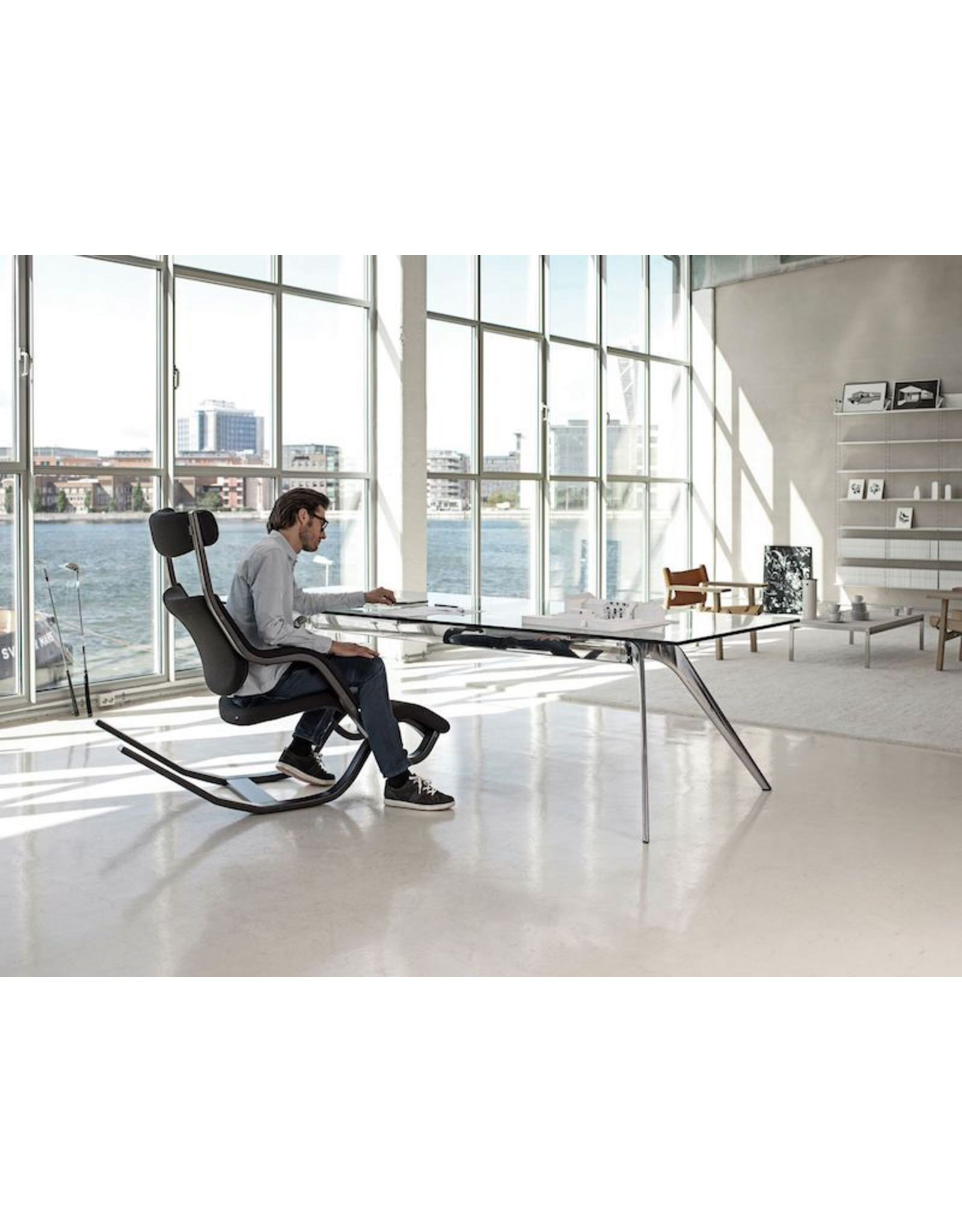 GRAVITY BALANS RECLINING CHAIR