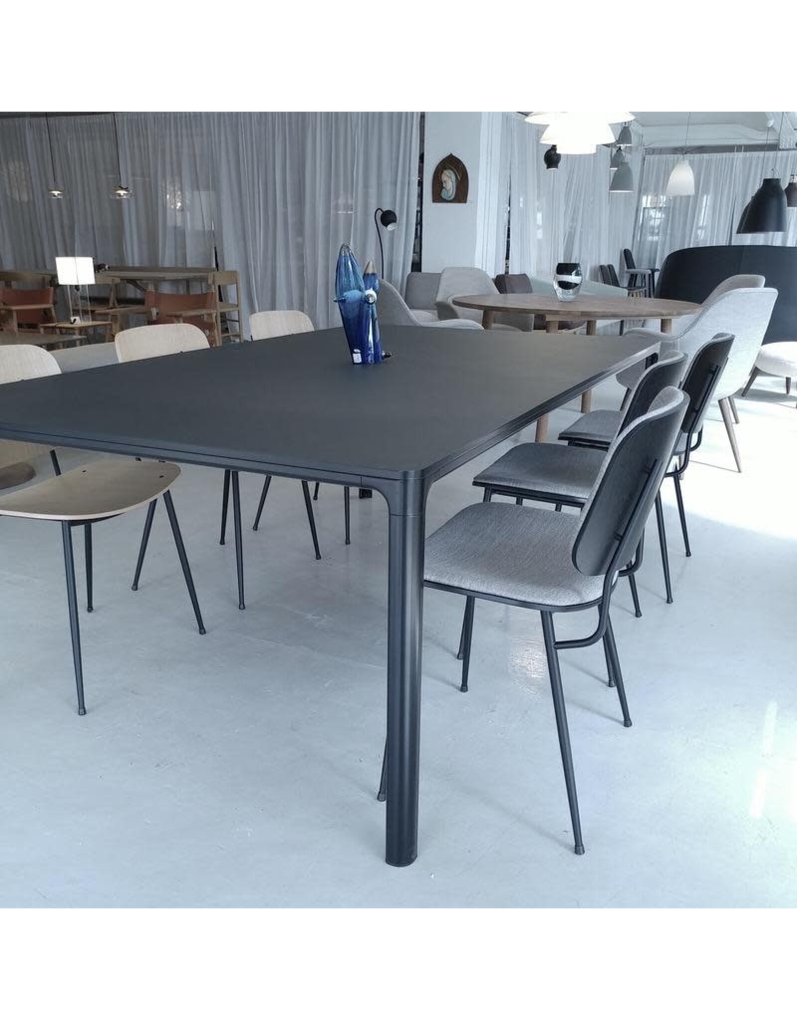 3062 SOBORG CHAIR IN BLACK