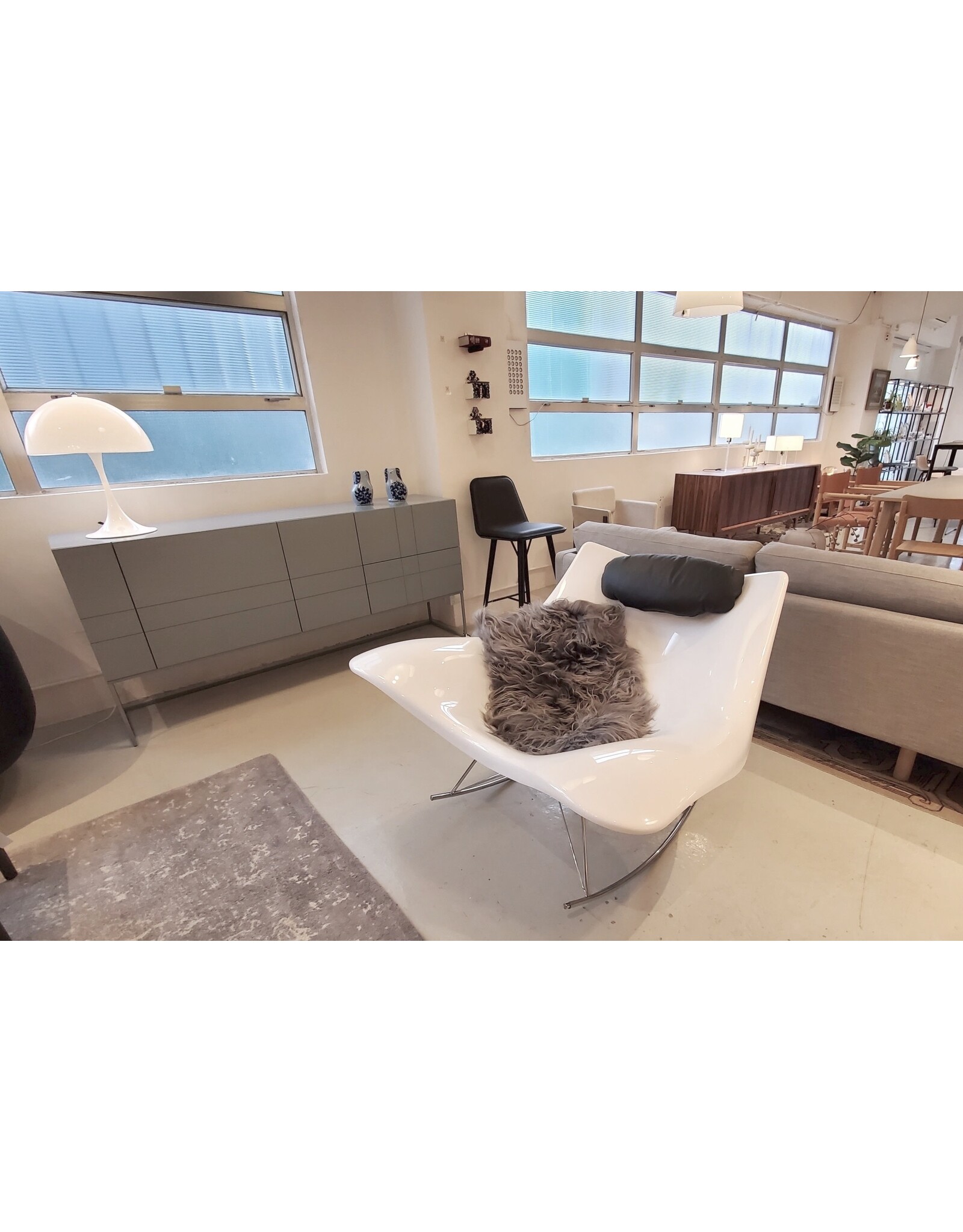 STINGRAY ROCKING CHAIR