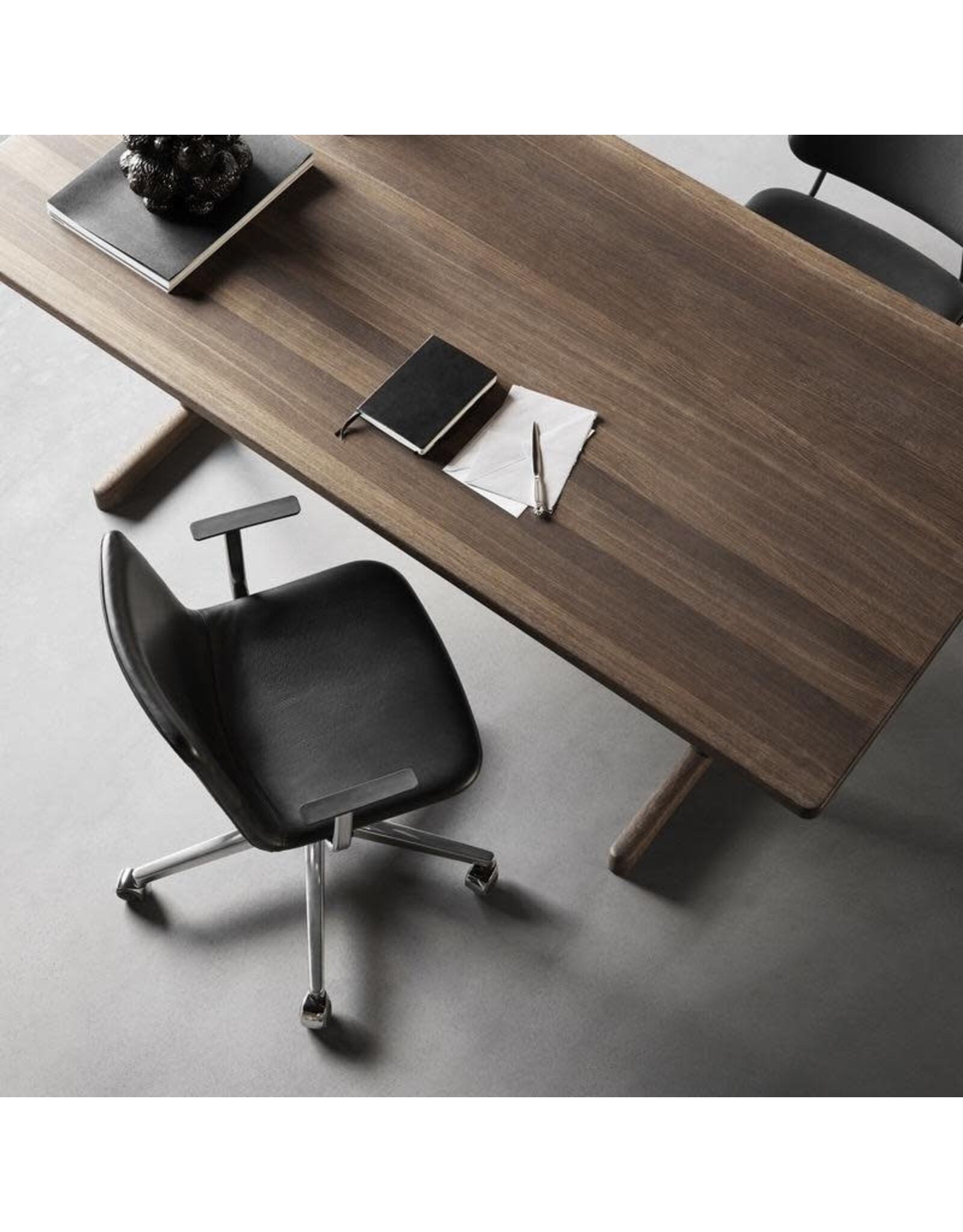 PATO EXECUTIVE OFFICE CHAIR