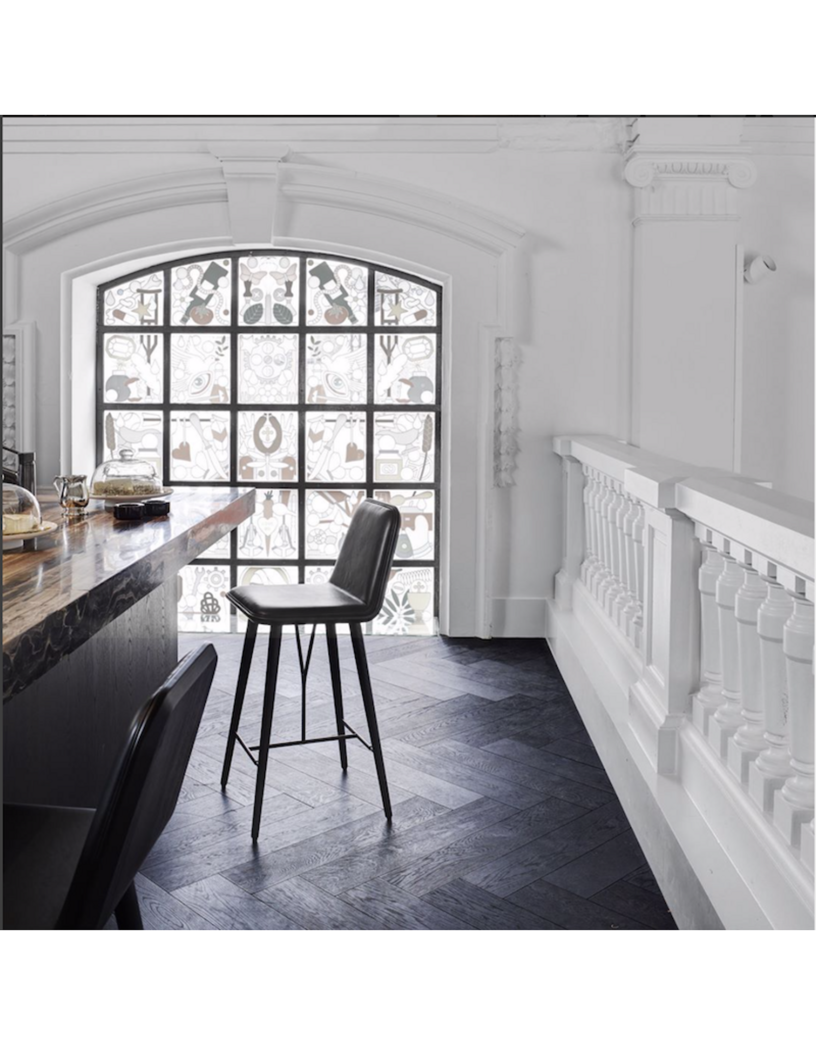 1731 SPINE 木底座靠背吧椅