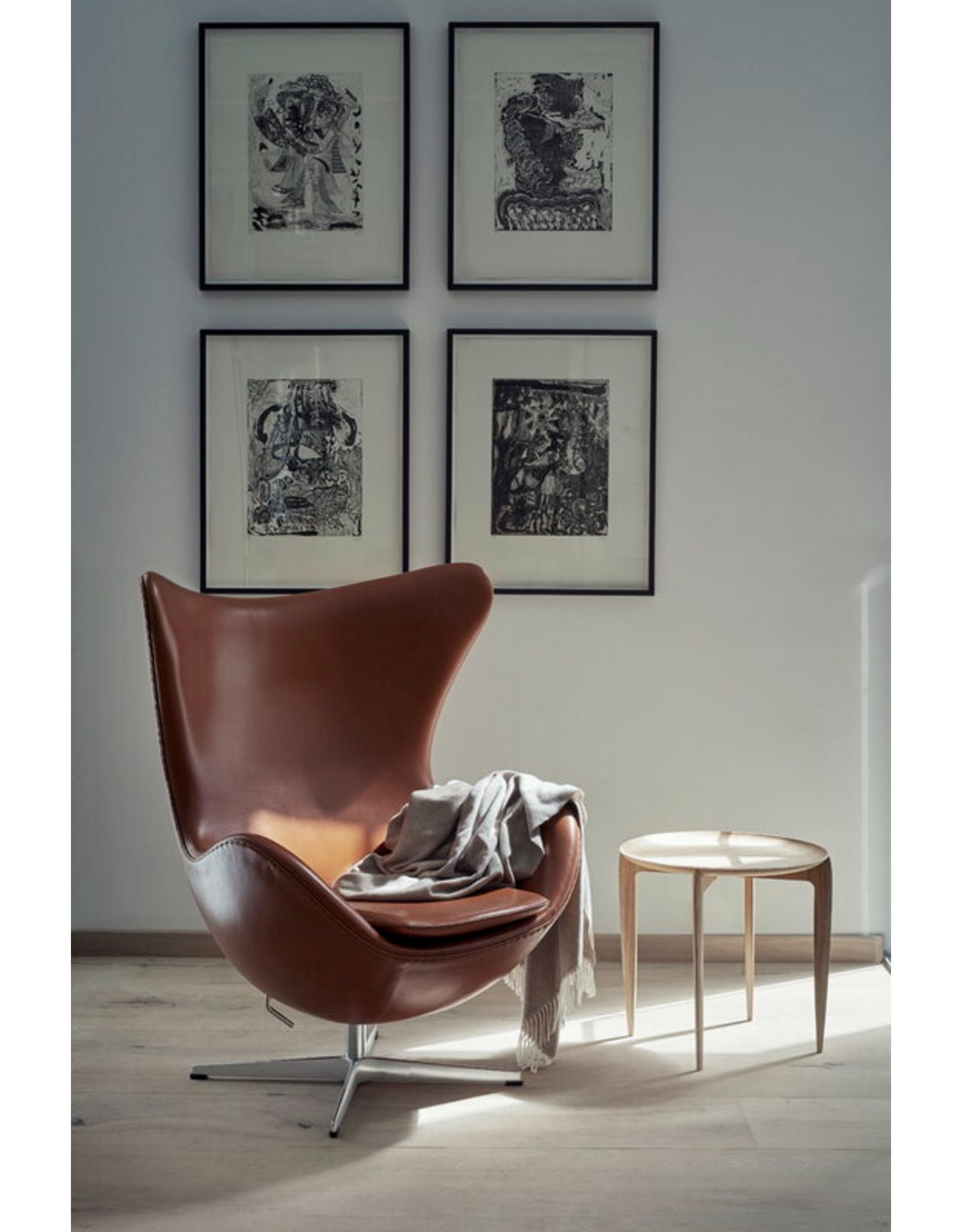 TRAY TABLE, FOLDABLE, DIA 45CM