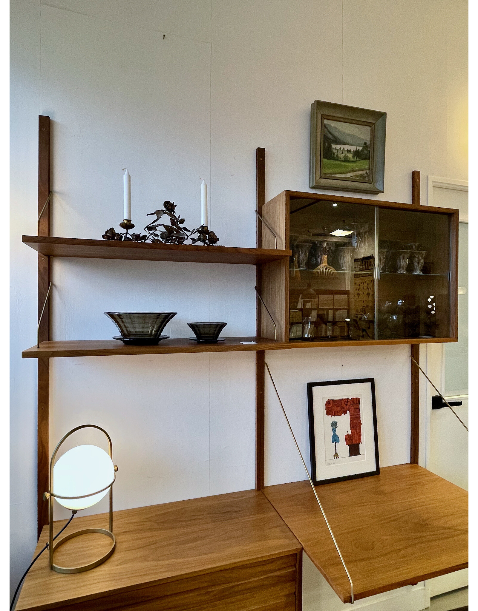 SHELVING & WALL DESK