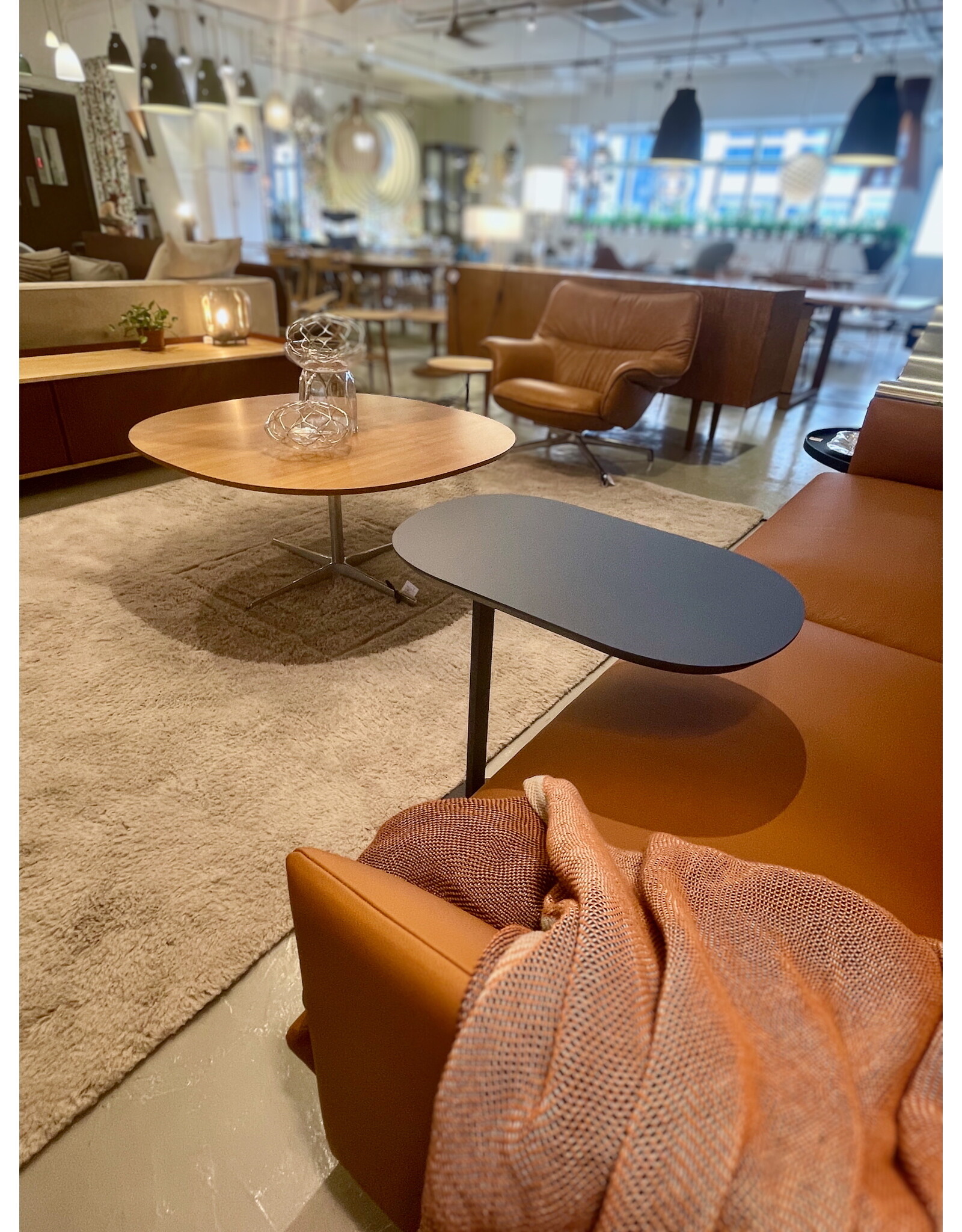 MODERN RETRO LIVING ROOM SUITE