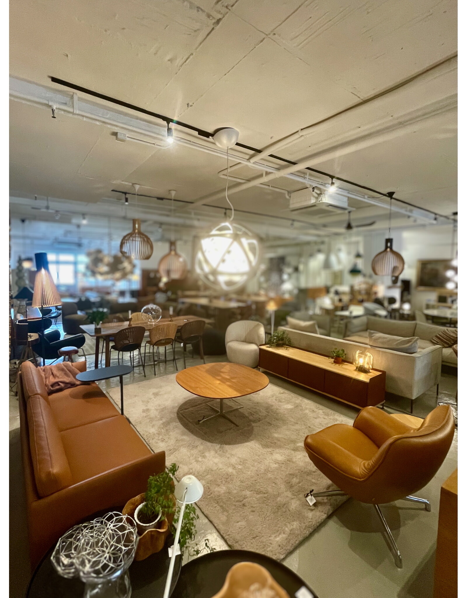 MODERN RETRO LIVING ROOM SUITE