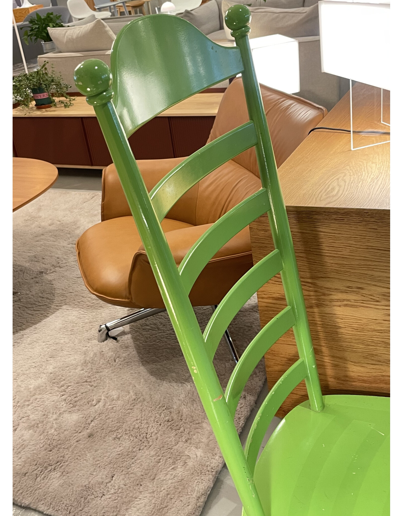 1960 年代高背梯形 “蒙娜”椅，一套3張