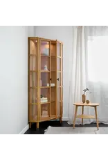 ANGULUS VITRINE 牆角玻璃展示櫃