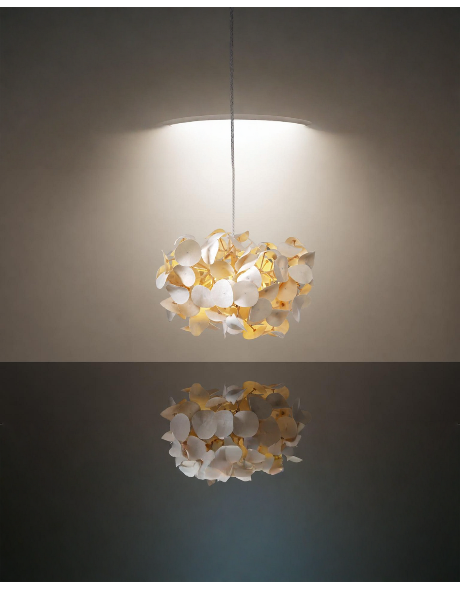 (SHOWROOM ITEM) LEAF LAMP PENDANT