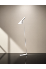AJ FLOOR LAMP IN WHITE